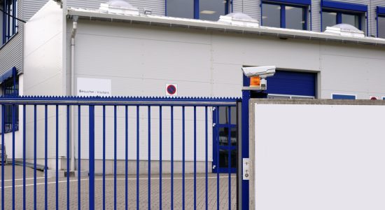 Von der Hallenzone bis zur Außenfläche: alles im Griff